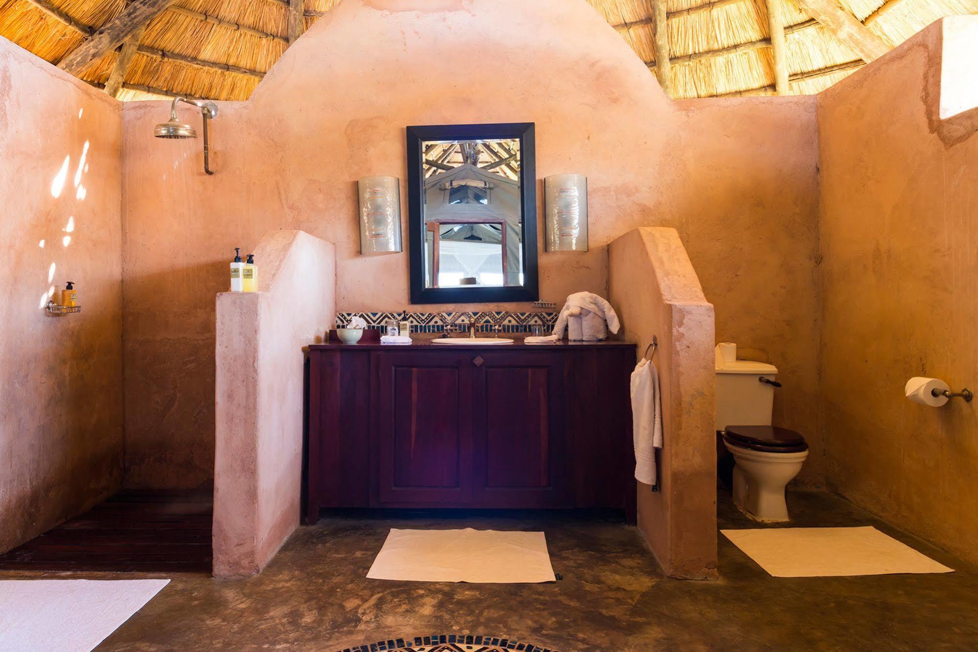 Royal Zambezi Lodge Mafuta 外观 照片